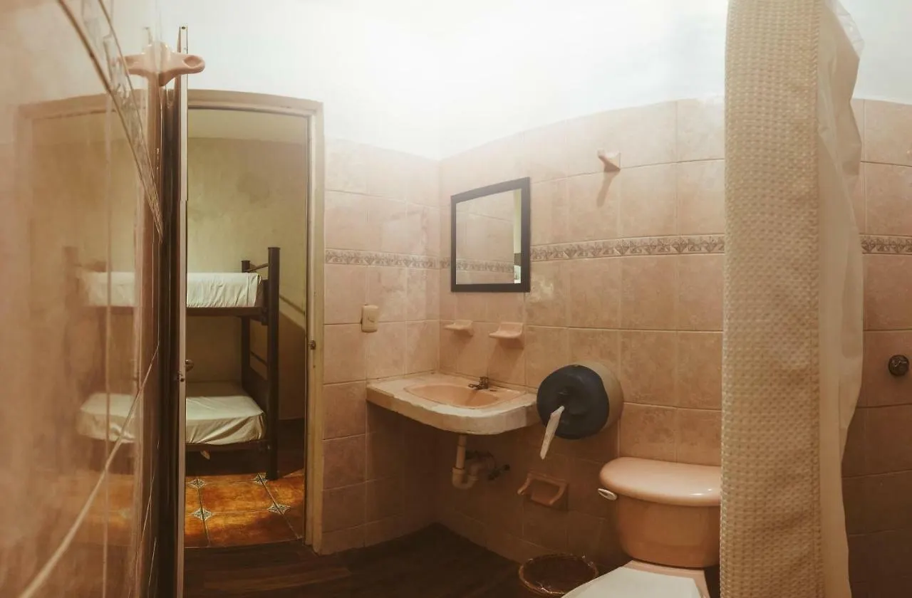 Tequilita Hostel & Suites 普拉亚卡门