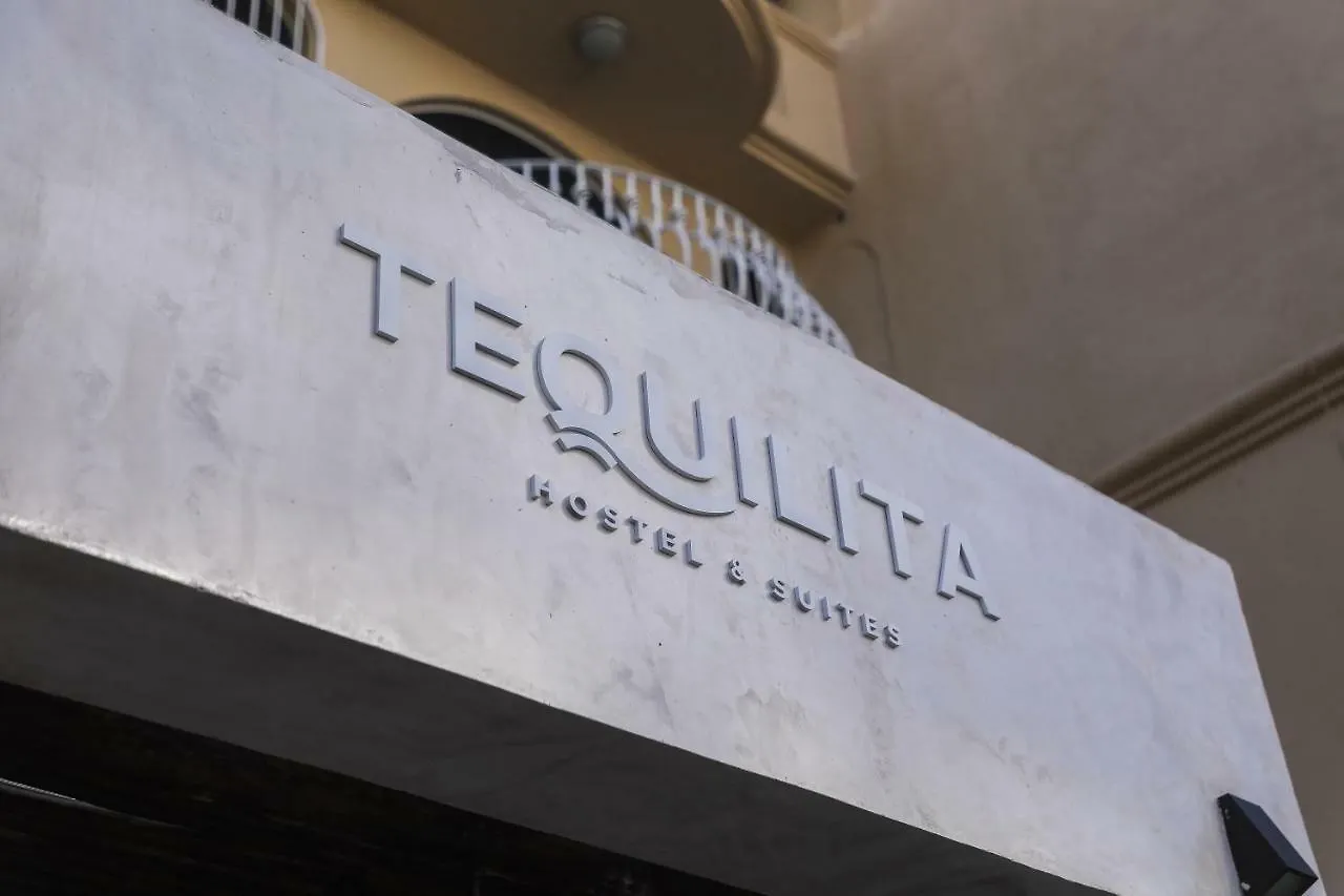 Tequilita Hostel & Suites 普拉亚卡门