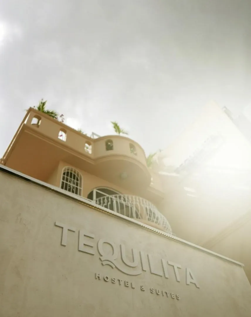 Tequilita Hostel & Suites Playa del Carmen